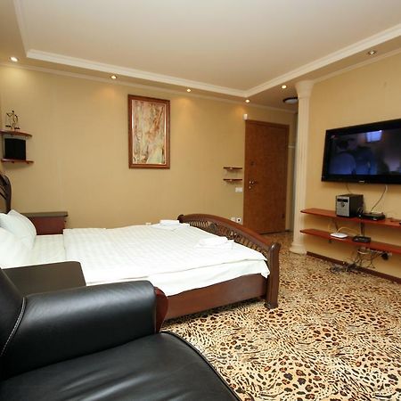 Pechersk Apartment In Kiev Center Kültér fotó