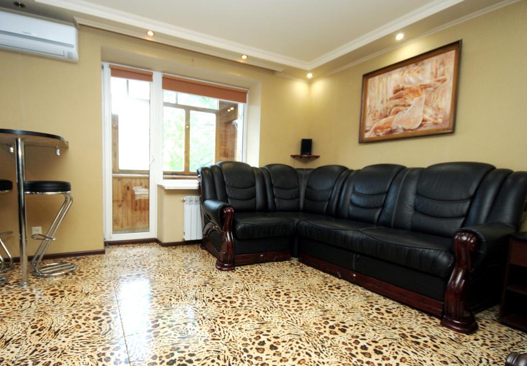 Pechersk Apartment In Kiev Center Szoba fotó